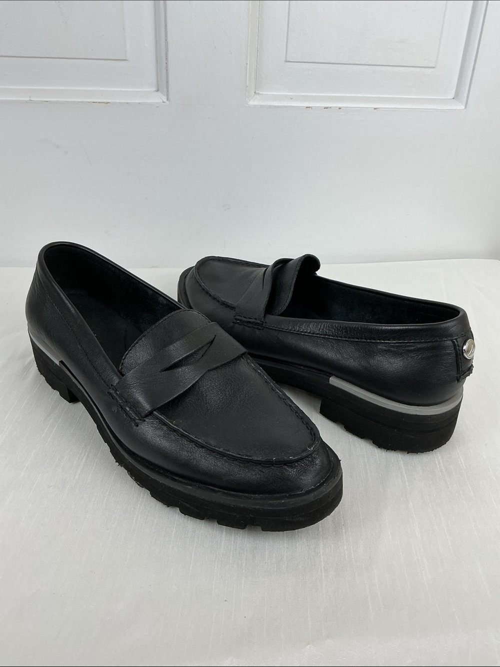 Sperry Black Leather Chunky Penny Loafers Size 10